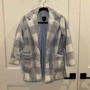 Girls fuzzy jacket size 10/12 excellent condition